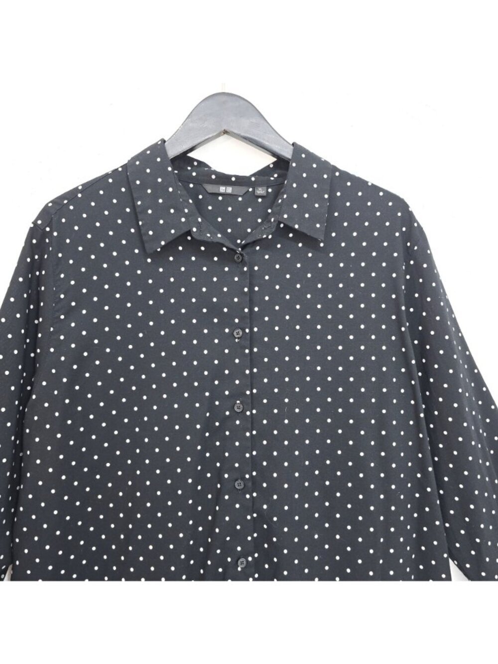 Uniqlo Japan Black White Polkadot Long Sleeve Button Front Shirt Women Size XL - Picture 3 of 5